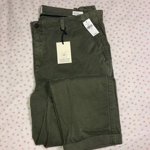 BRAND NEW GAP GIRLFRIEND CHINOS